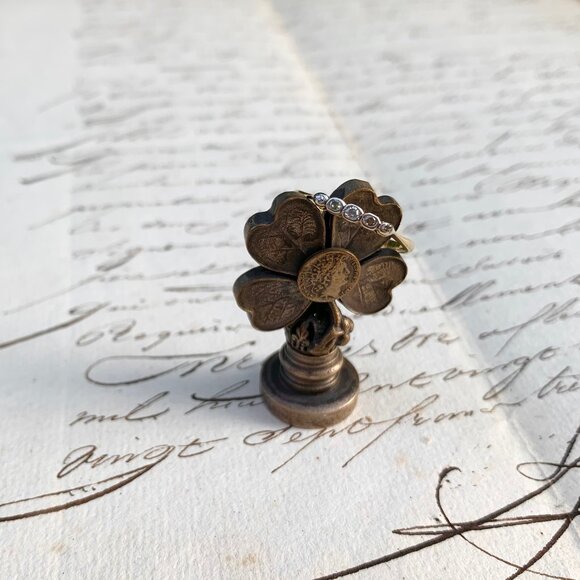 Antique Art Deco five stone 18K gold platinum diamond ring - Picture 8 of 13